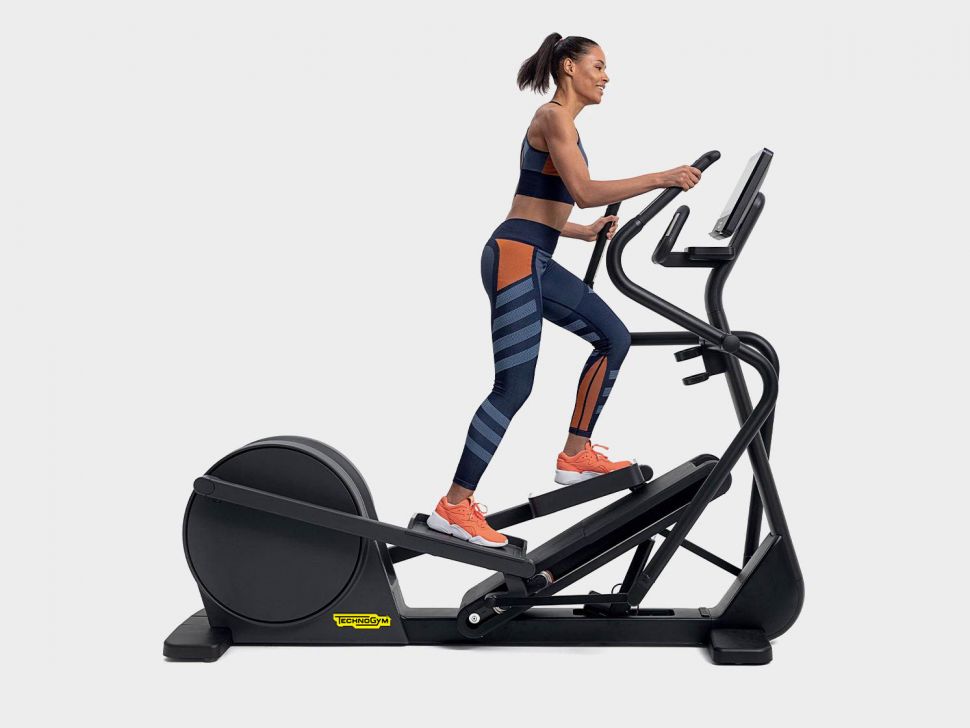 Эллиптический тренажёр TechnoGym Excite Synchro Connect 300